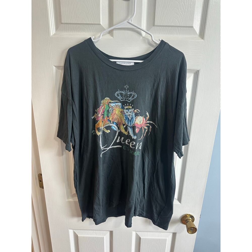 Queen U.S. Tour Daydreamer Graphic Tee - Charcoal Black Gray - Picture 4 of 6